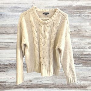 American Eagle cream cable knit chenille sweater